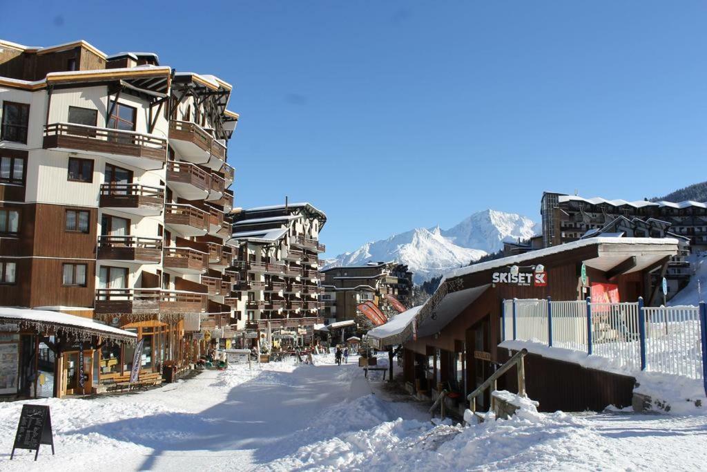 Appartement La Tania 2 Pieces Garage Dans Chalet Pied Pistes エクステリア 写真